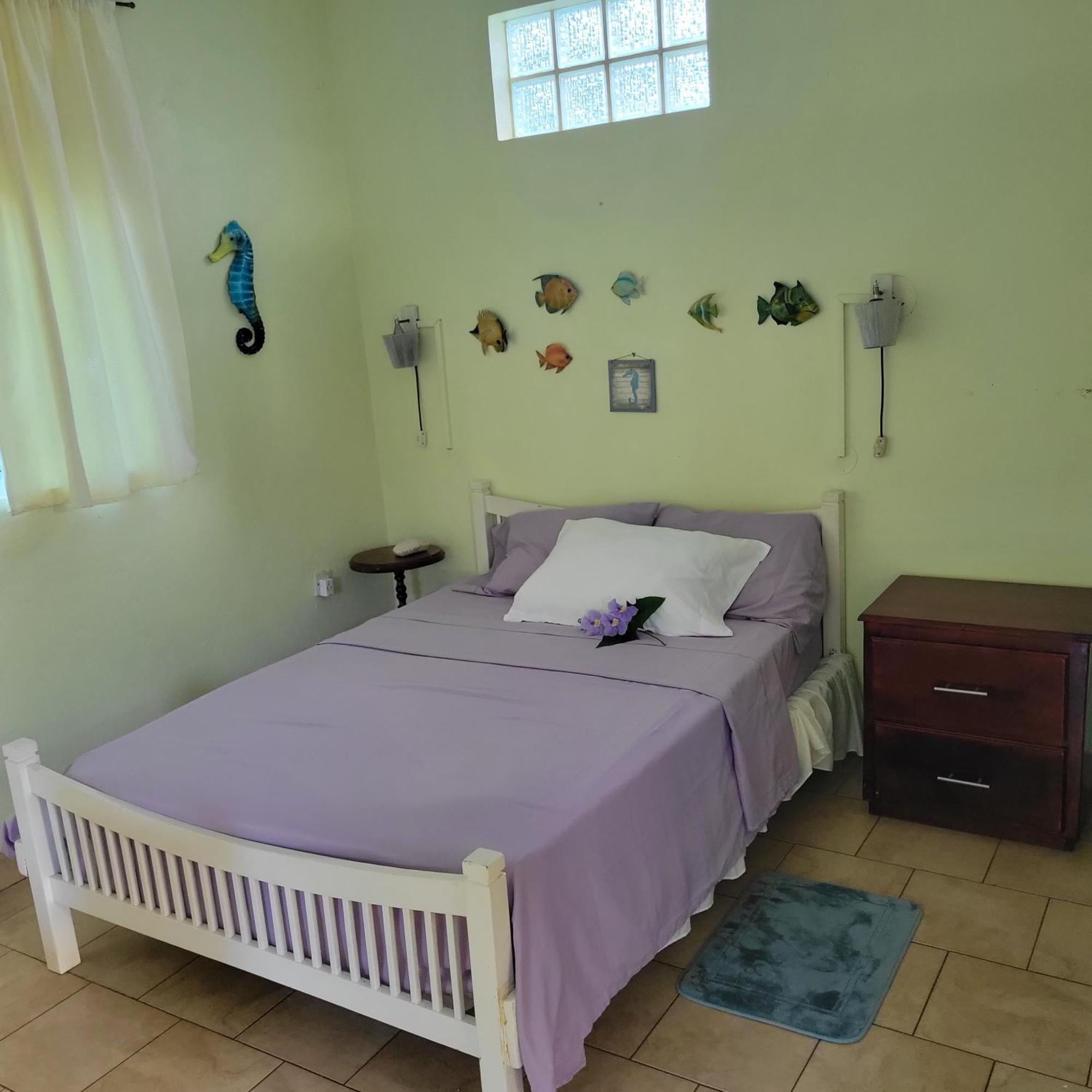 Jacoway Inn Calibishie Exteriér fotografie